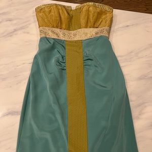 Nicole miller strapless cocktail dress size 4